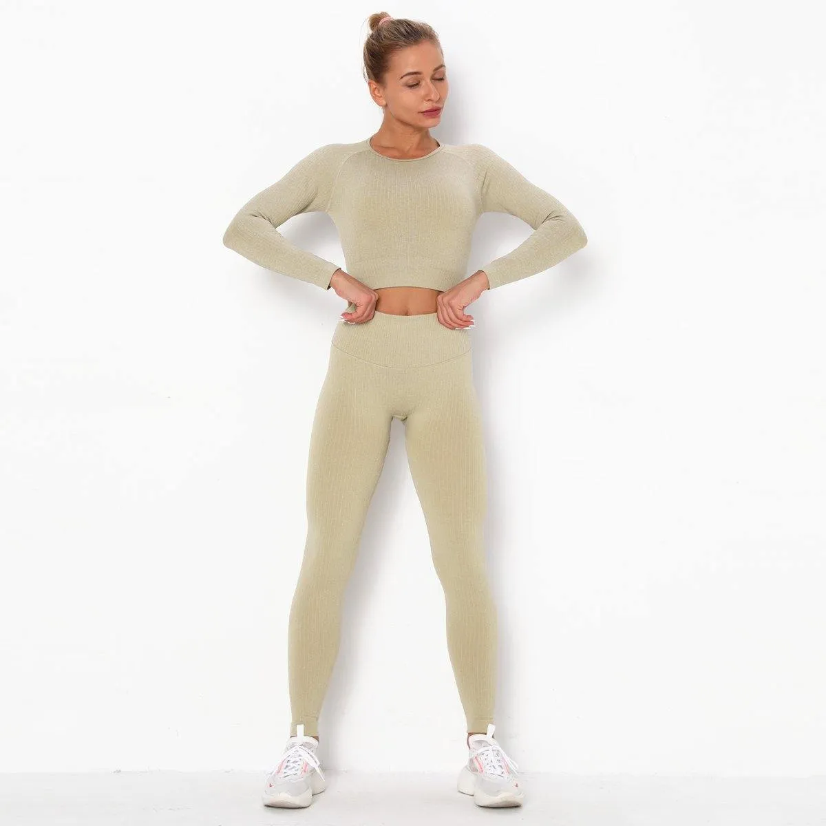 Beige Yoga Fitness Set